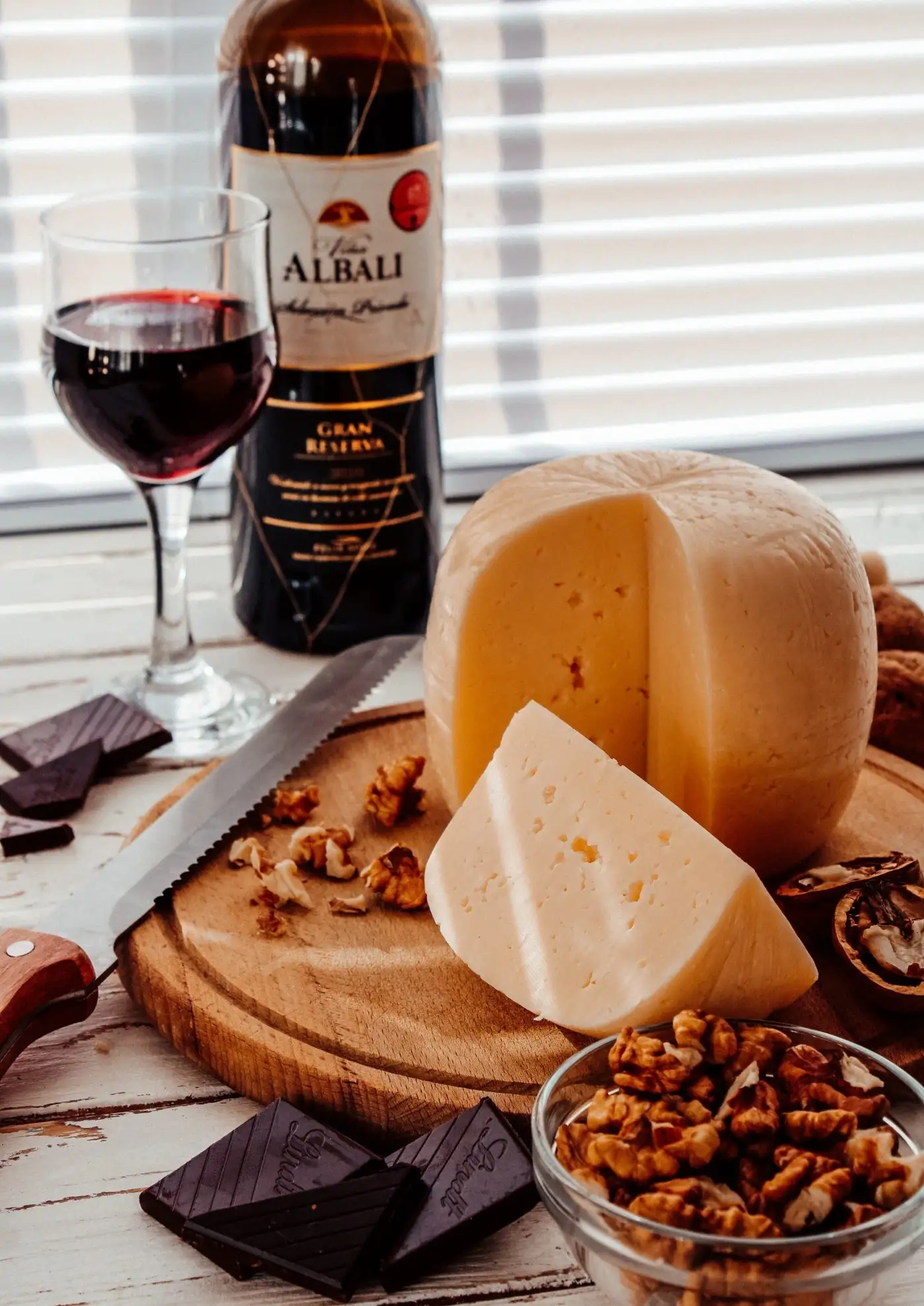 Egen fest oversættelse Cheese And Wine Do Not Make You Fat Or Metabolically Unhealthy — That's A  Myth! - Rob's Health Crunch